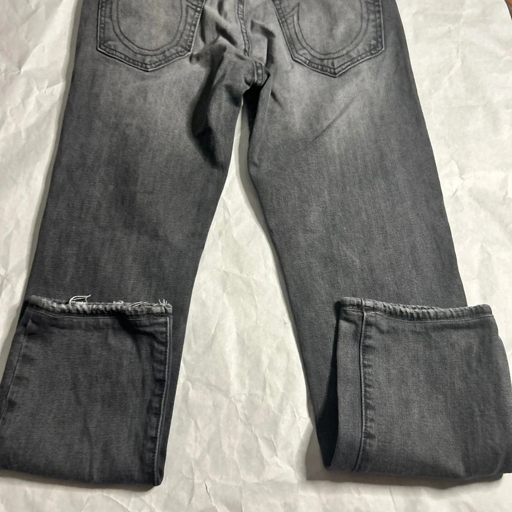 True Religion Geno Relaxed Slim Gray Distressed‎ Denim Jeans Mens Size 30